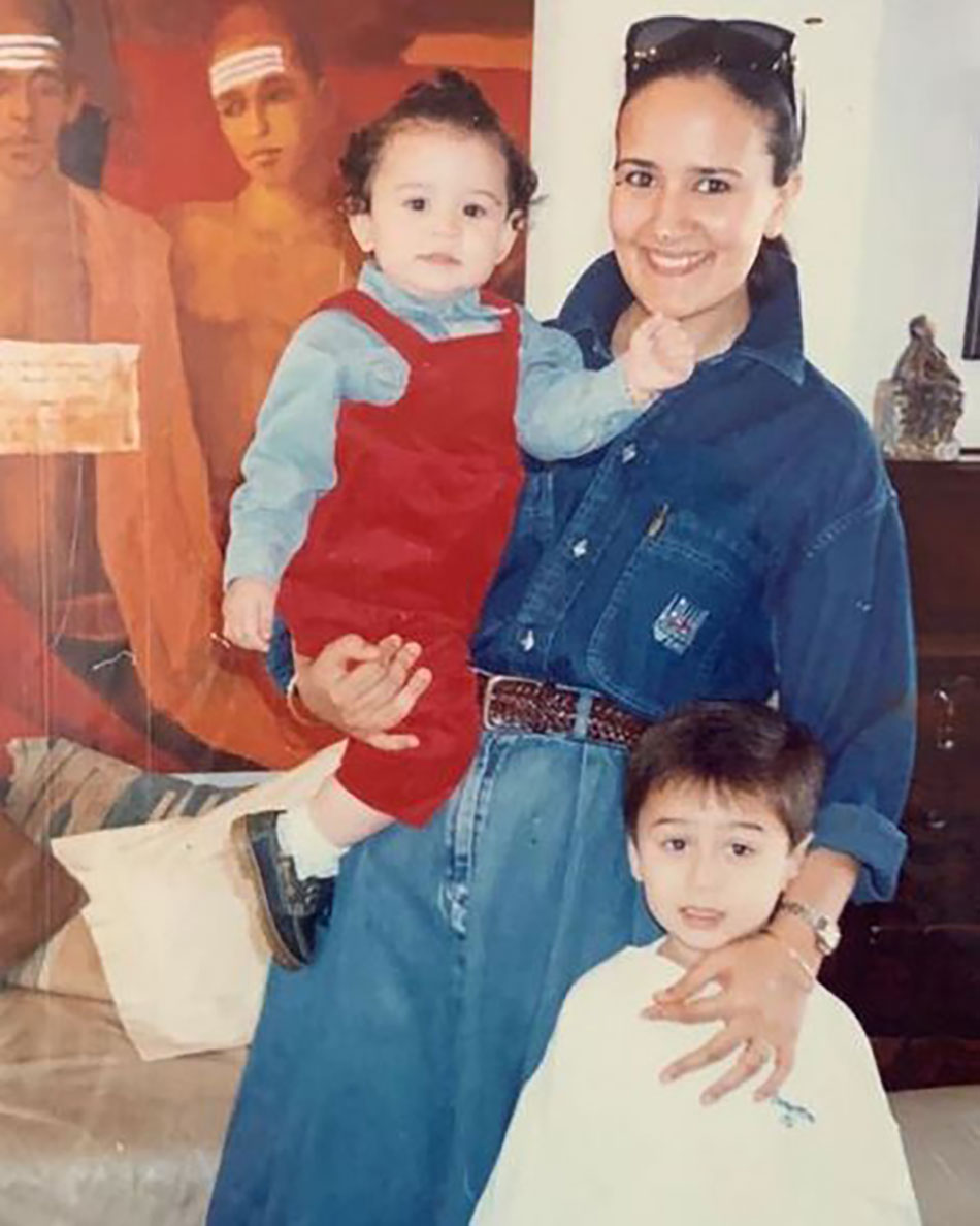 आयशा, टाइगर और कृष्णा श्रॉफ