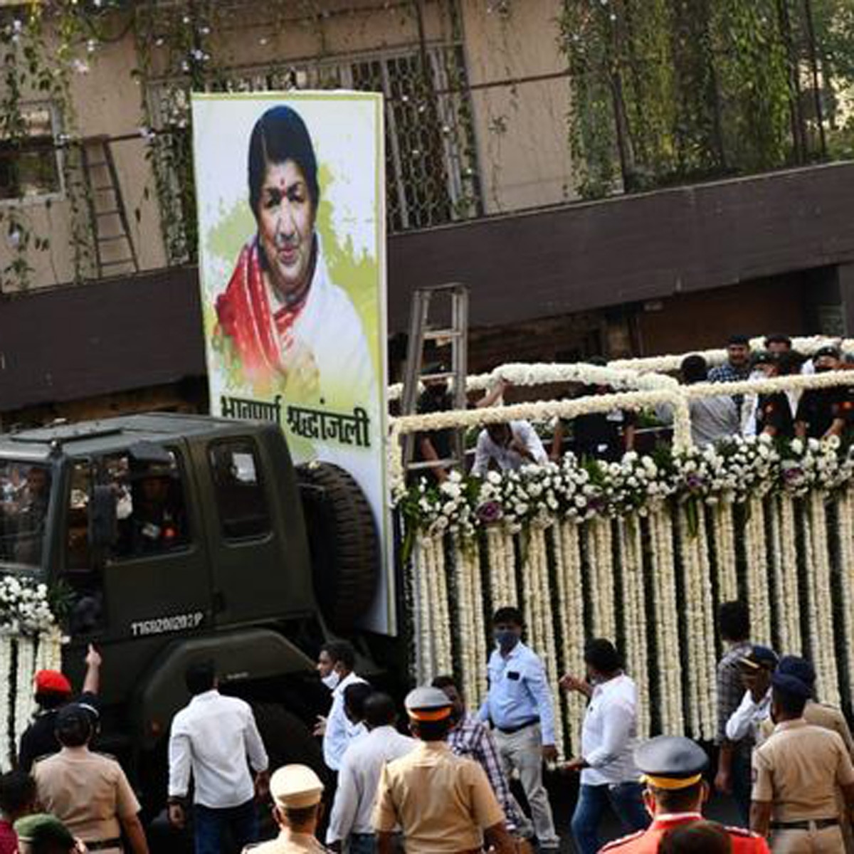 लता मंगेशकर