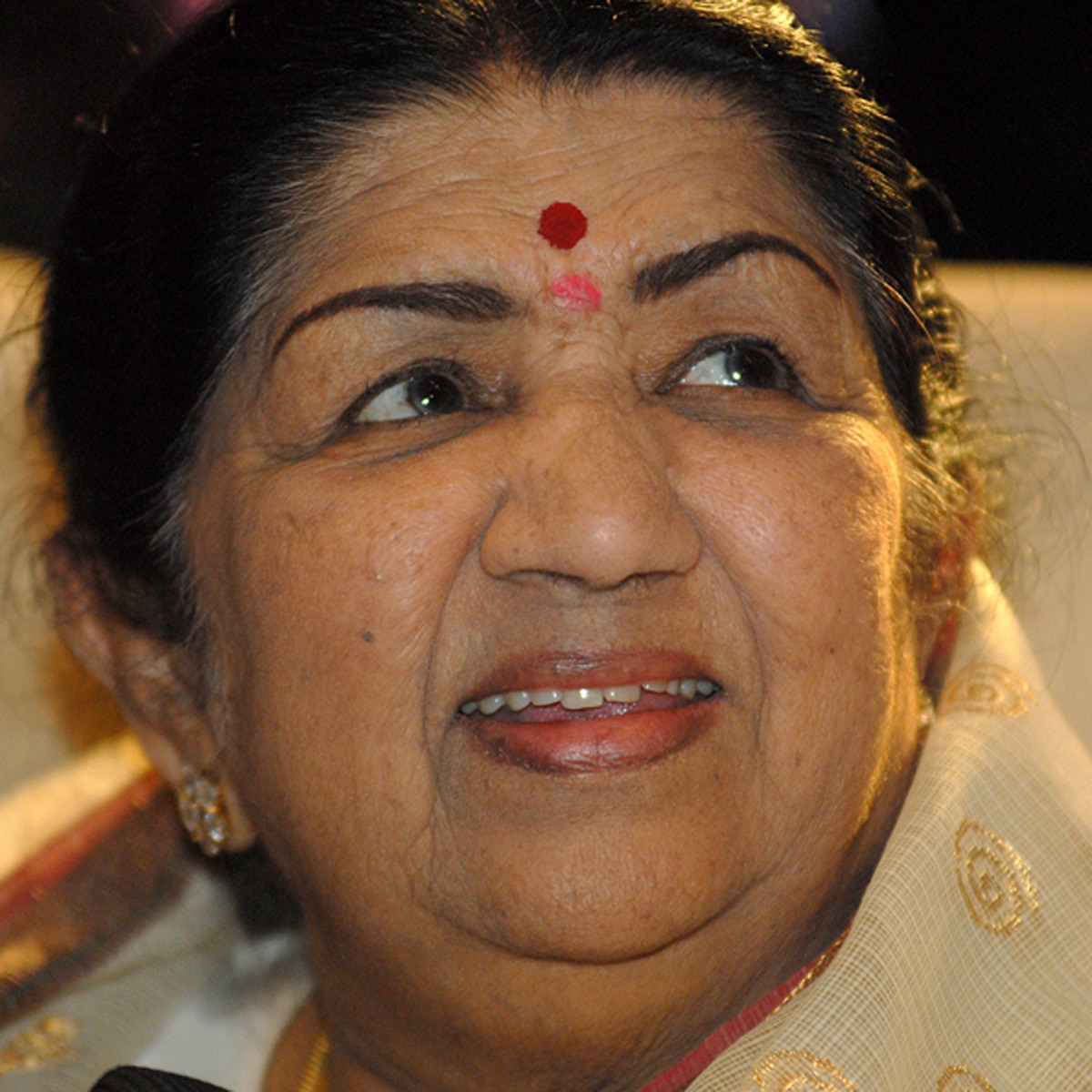 लता मंगेशकर