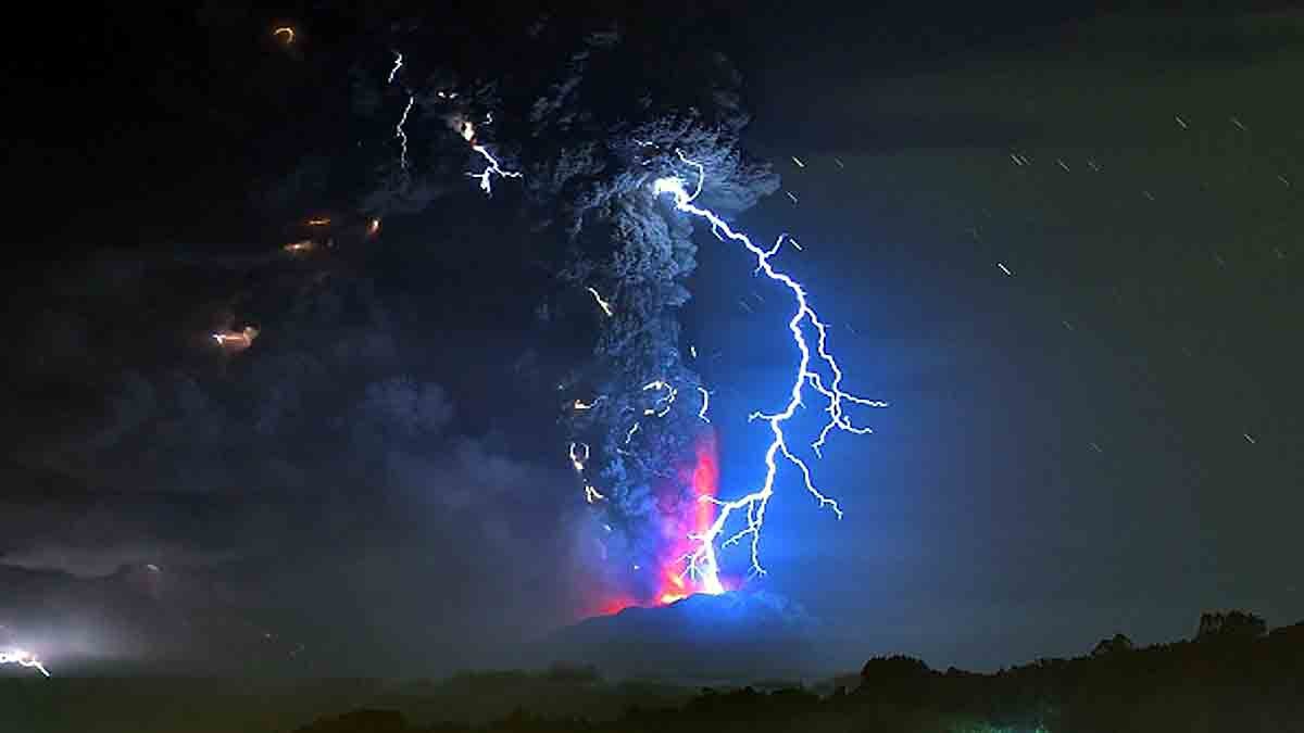 Longest Lightning Record