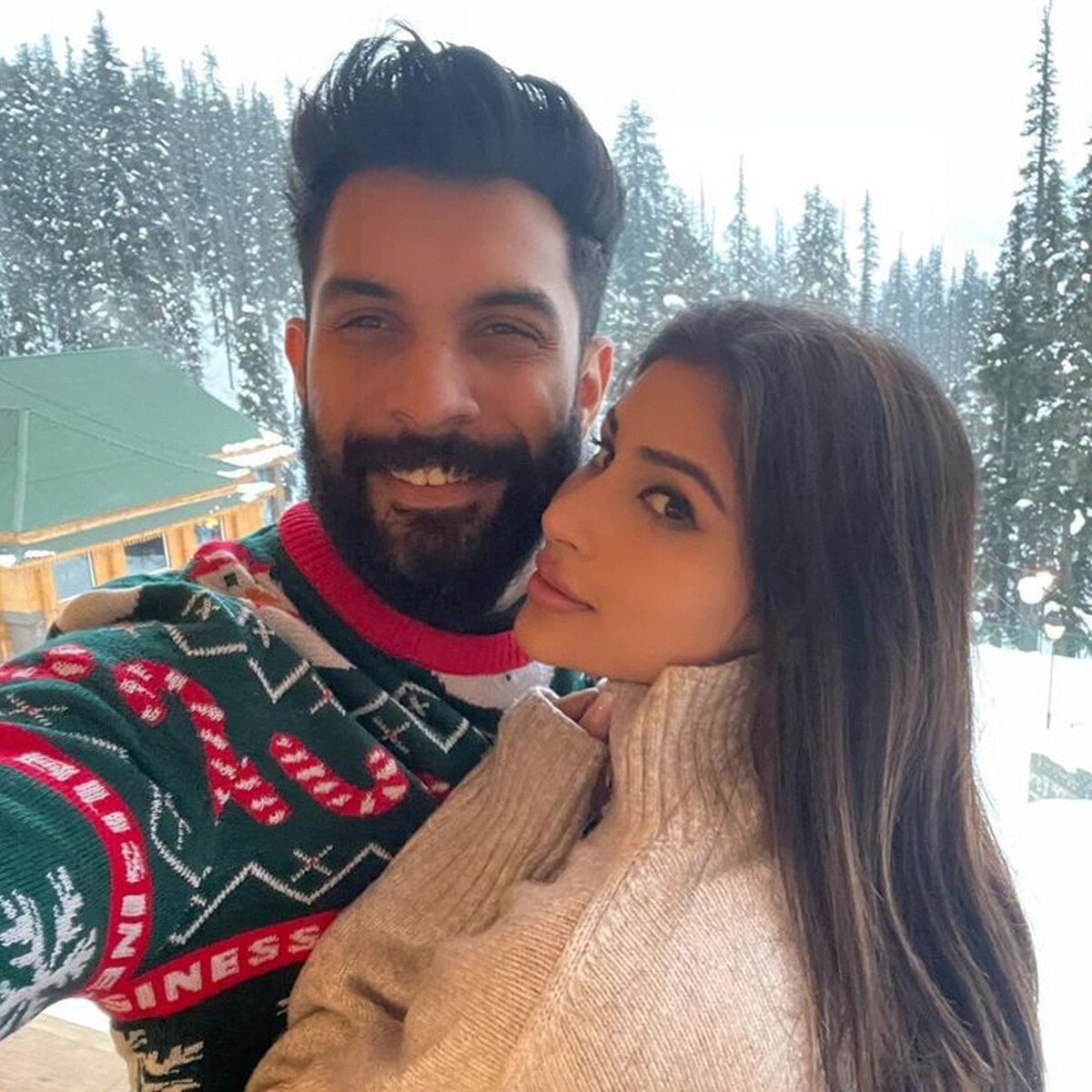 मौनी रॉय 