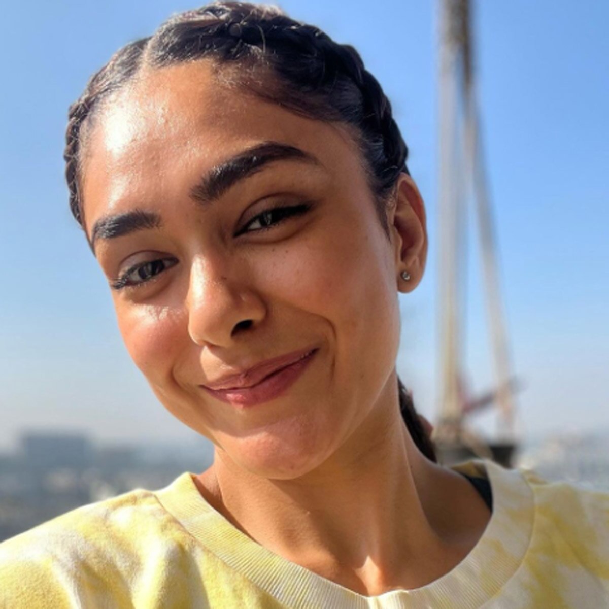 मृणाल ठाकुर