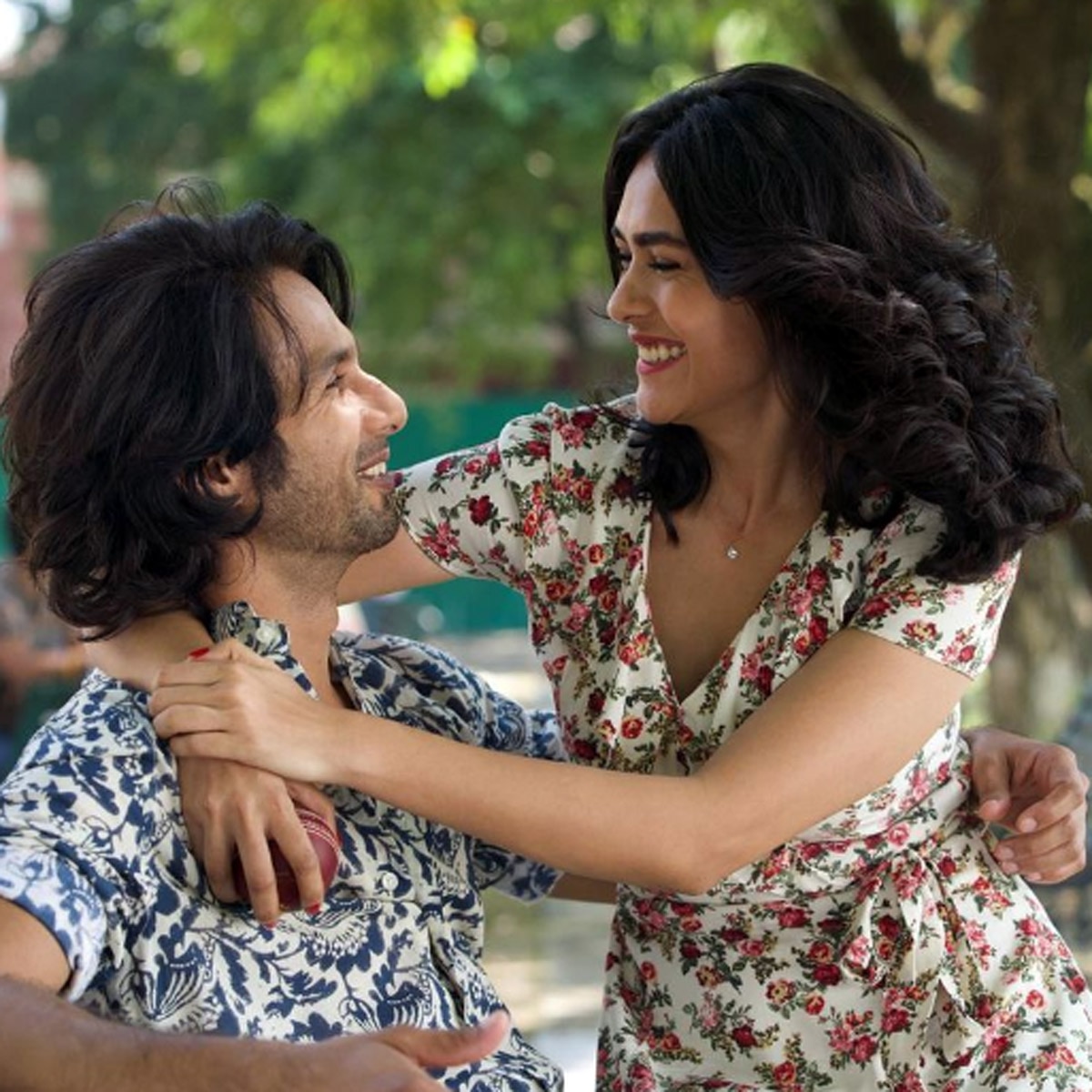 मृणाल ठाकुर