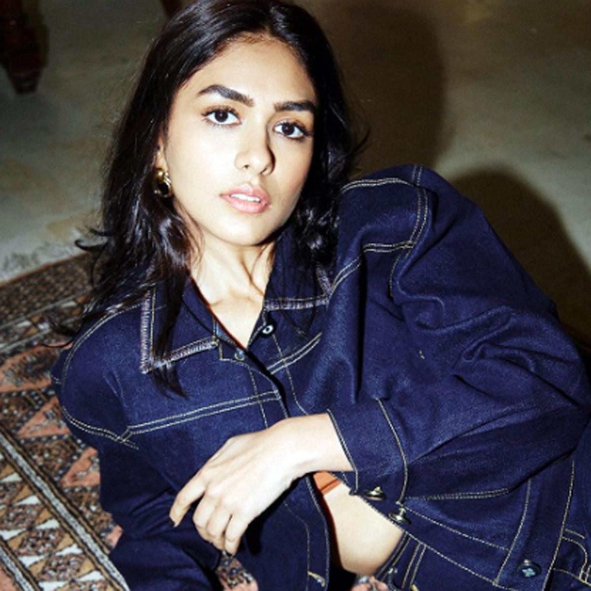 मृणाल ठाकुर