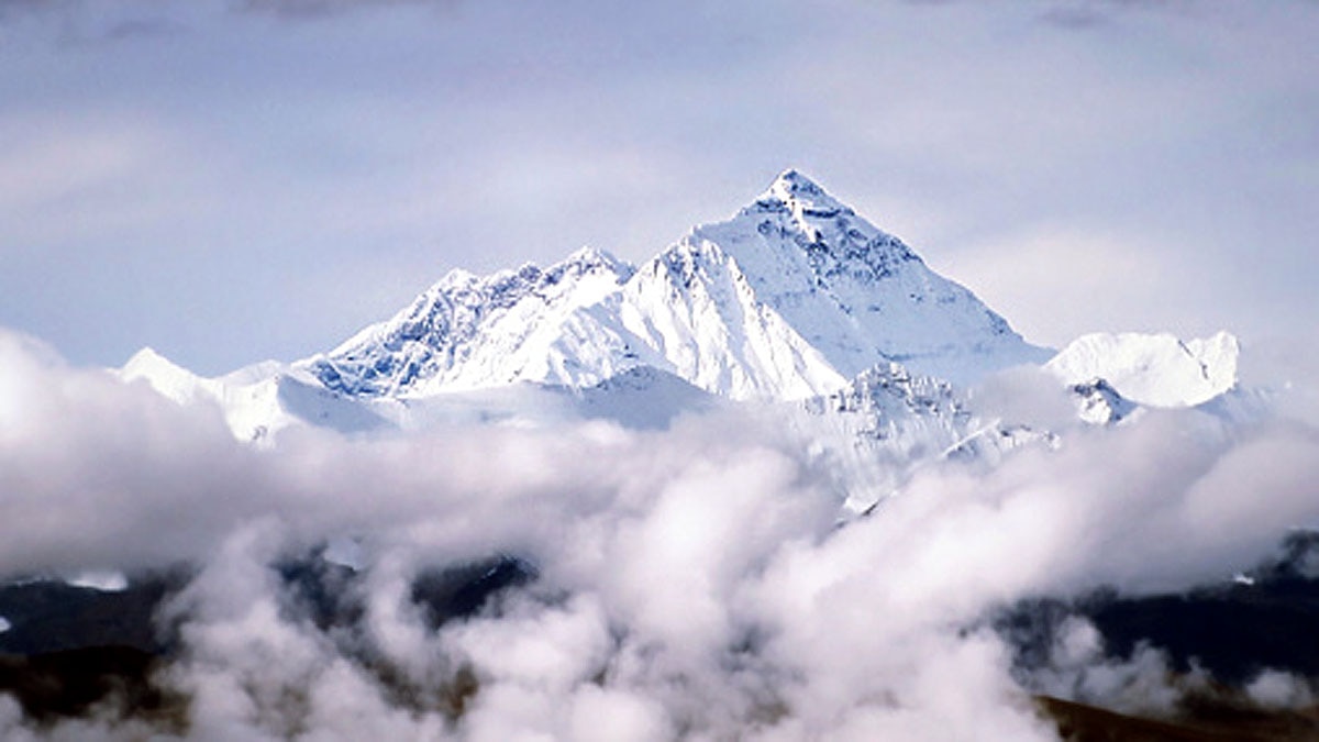Mount Everest Glacier Melting