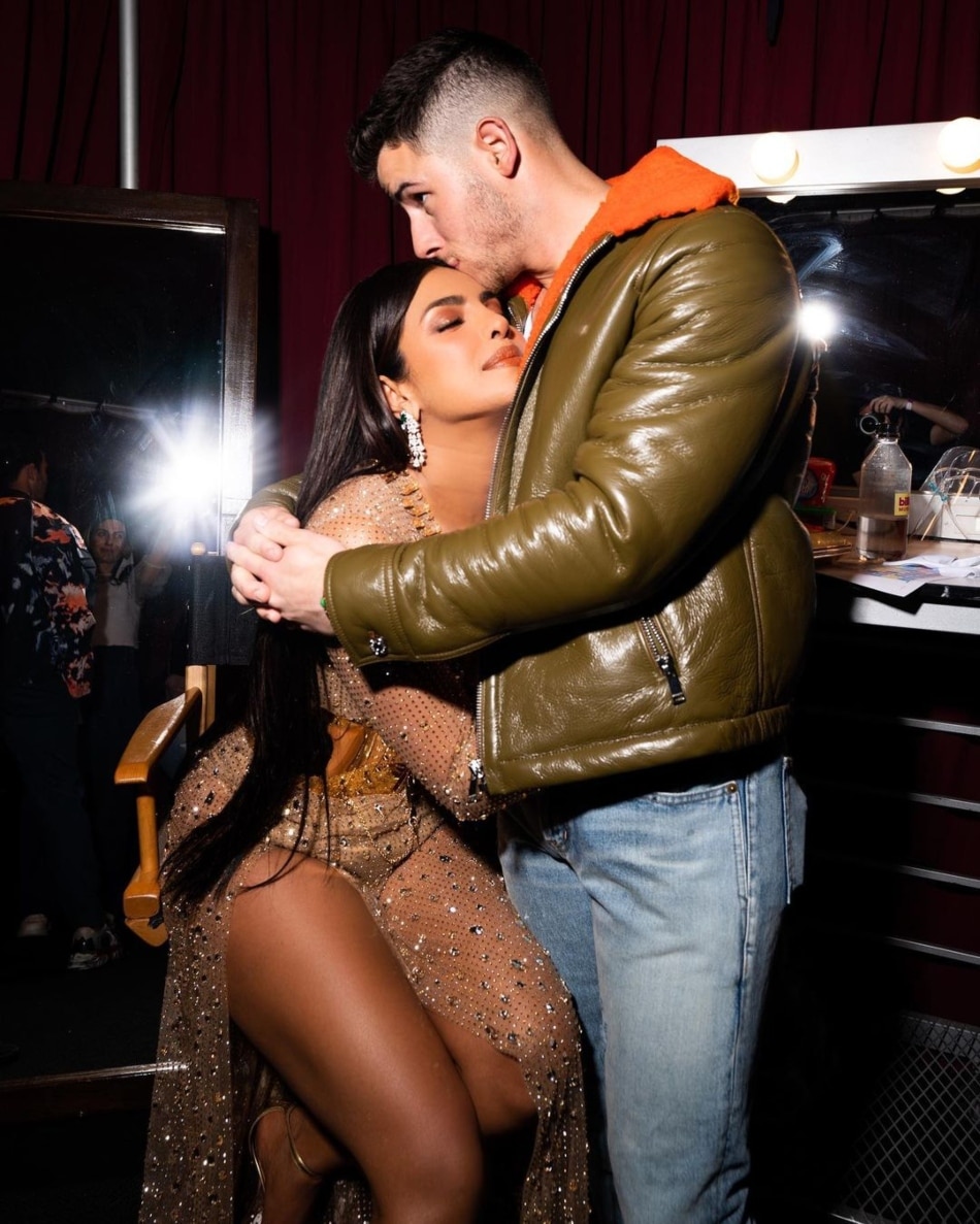 प्रियंका चोपड़ा और निक जोनस 