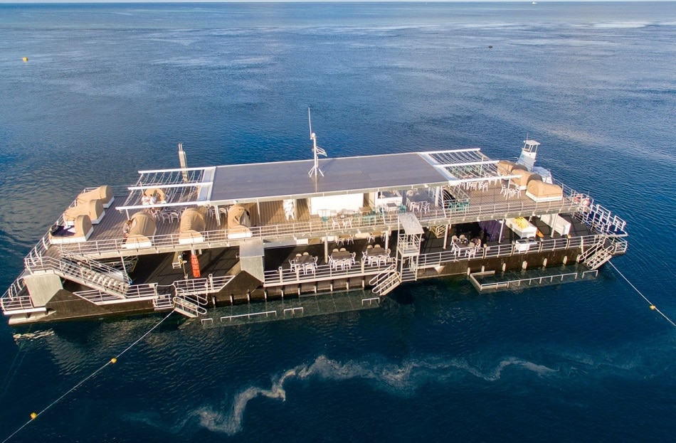 पानी के अंदर बने हैं दुनिया के 8 अनोखे होटल