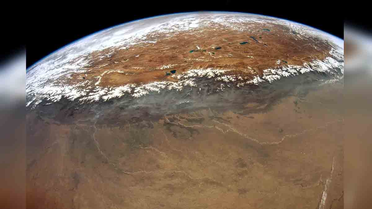 Supermountaines Found Earth