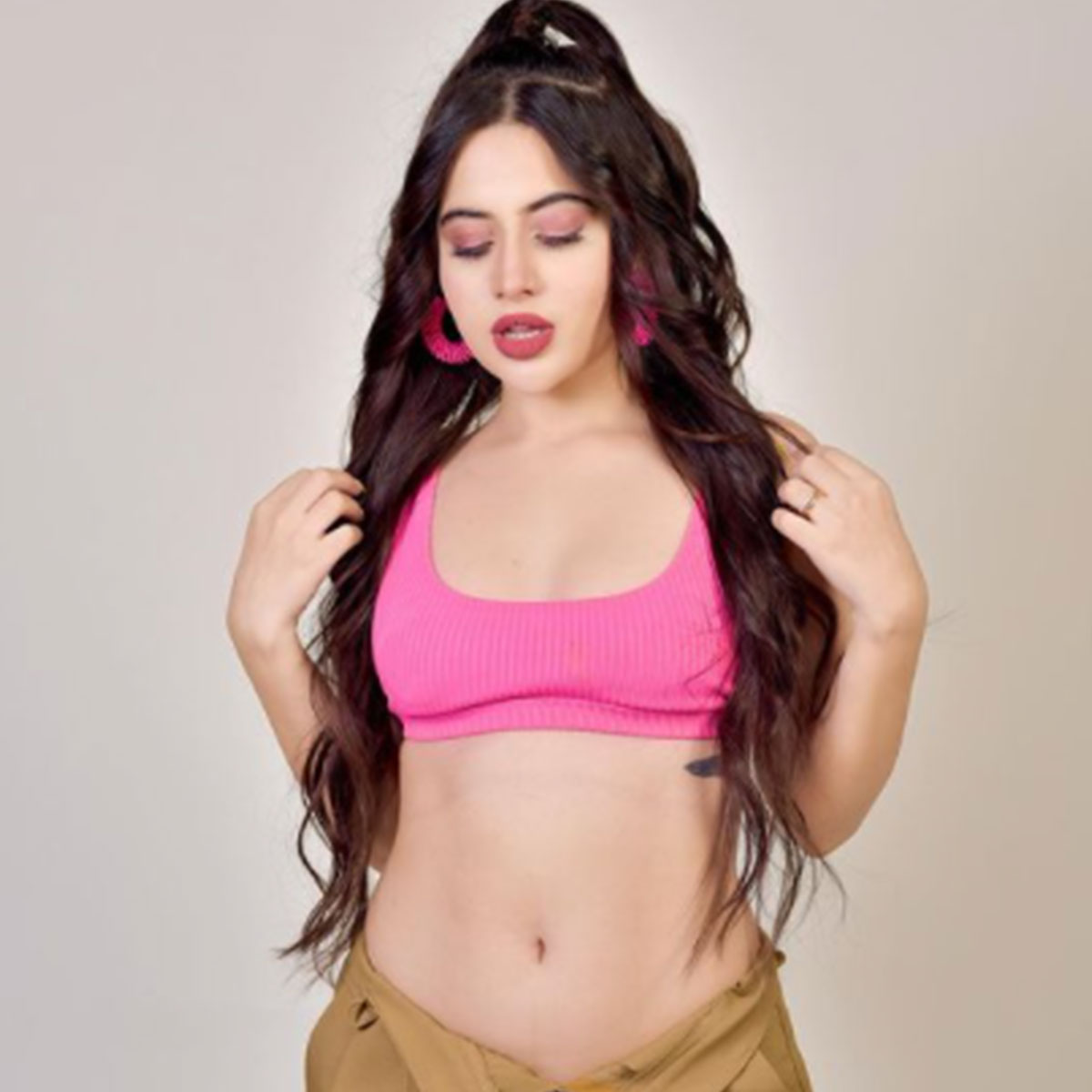 उर्फी जावेद