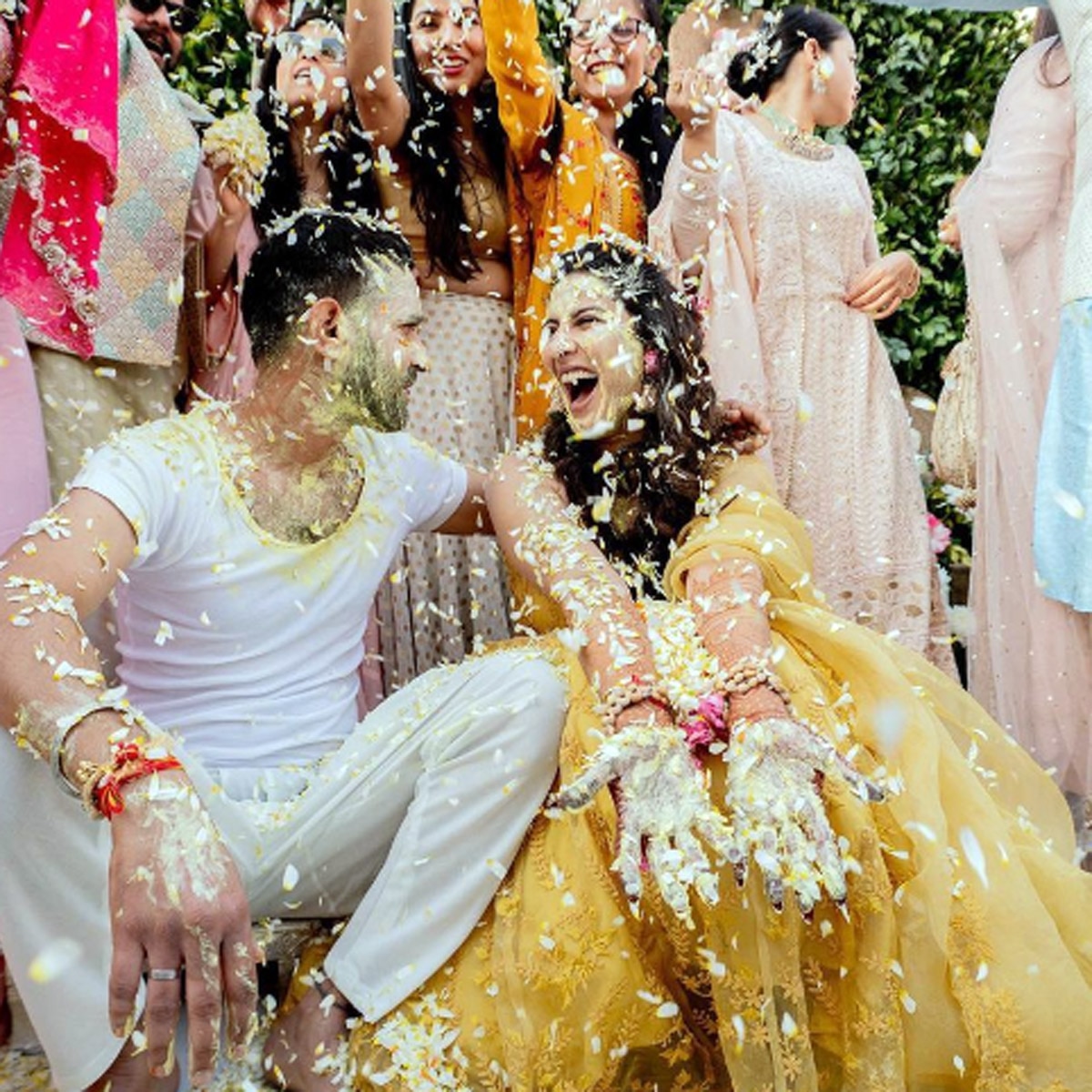 विक्रांत मैसी और शीतल ठाकुर