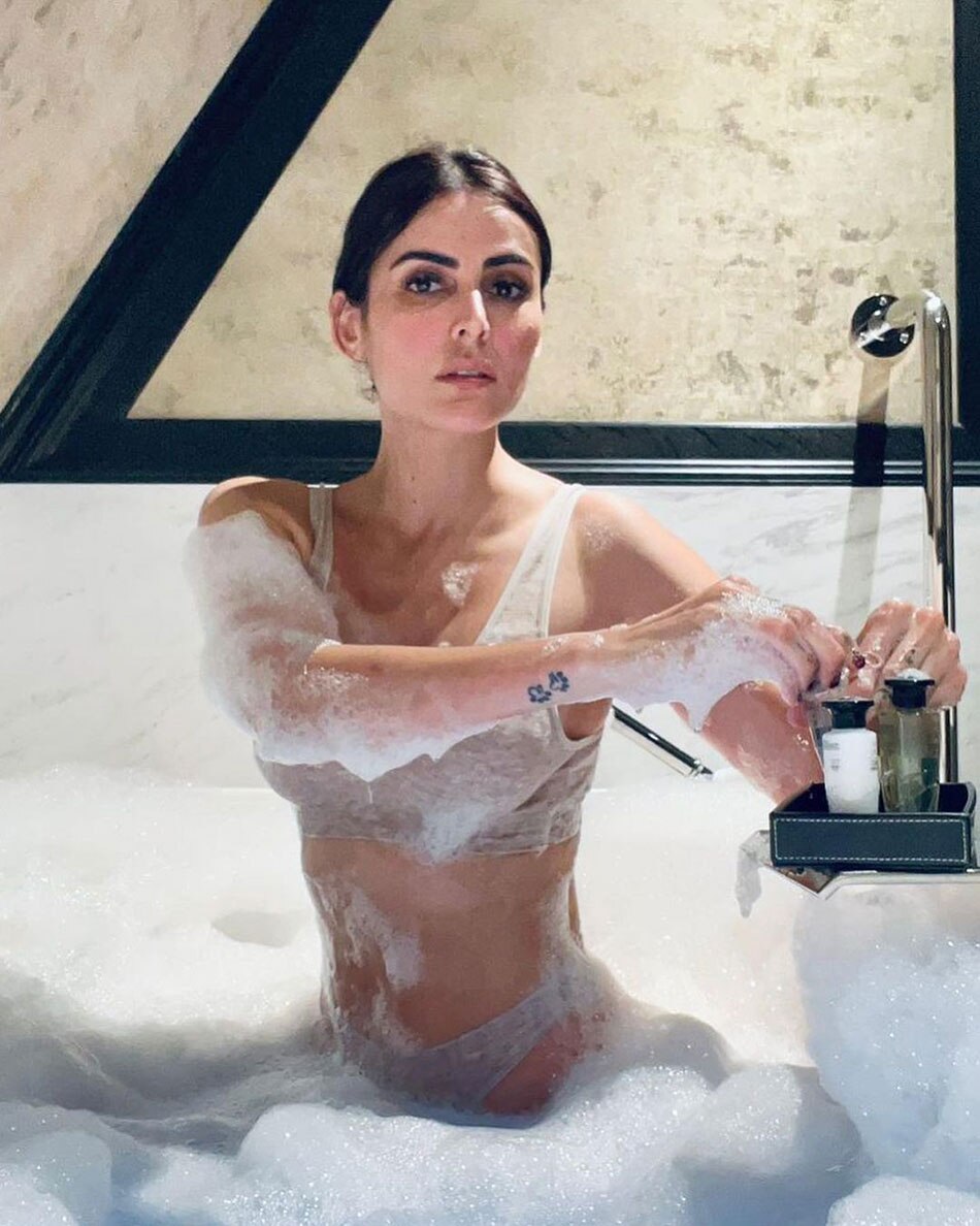 मंदाना करीमी