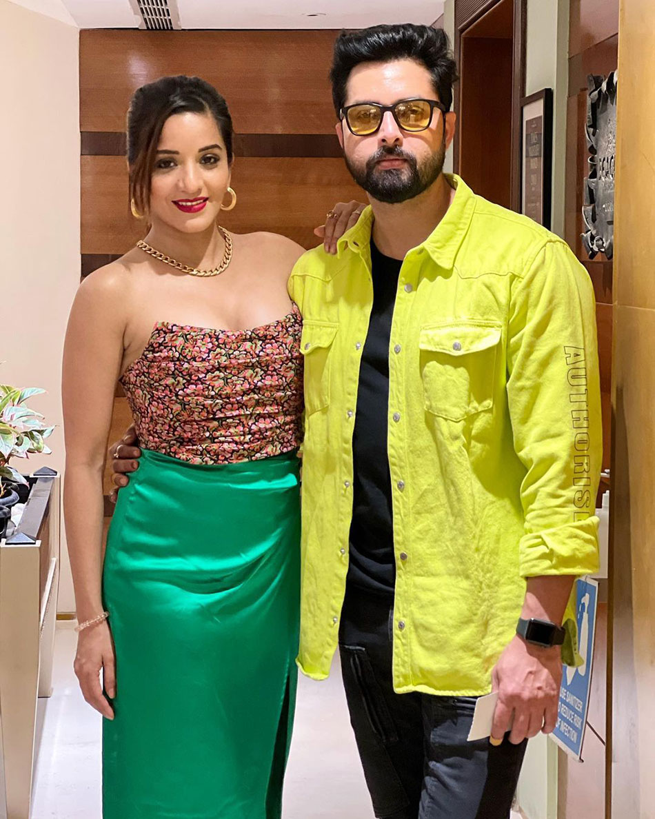 मोनालिसा और विक्रांत