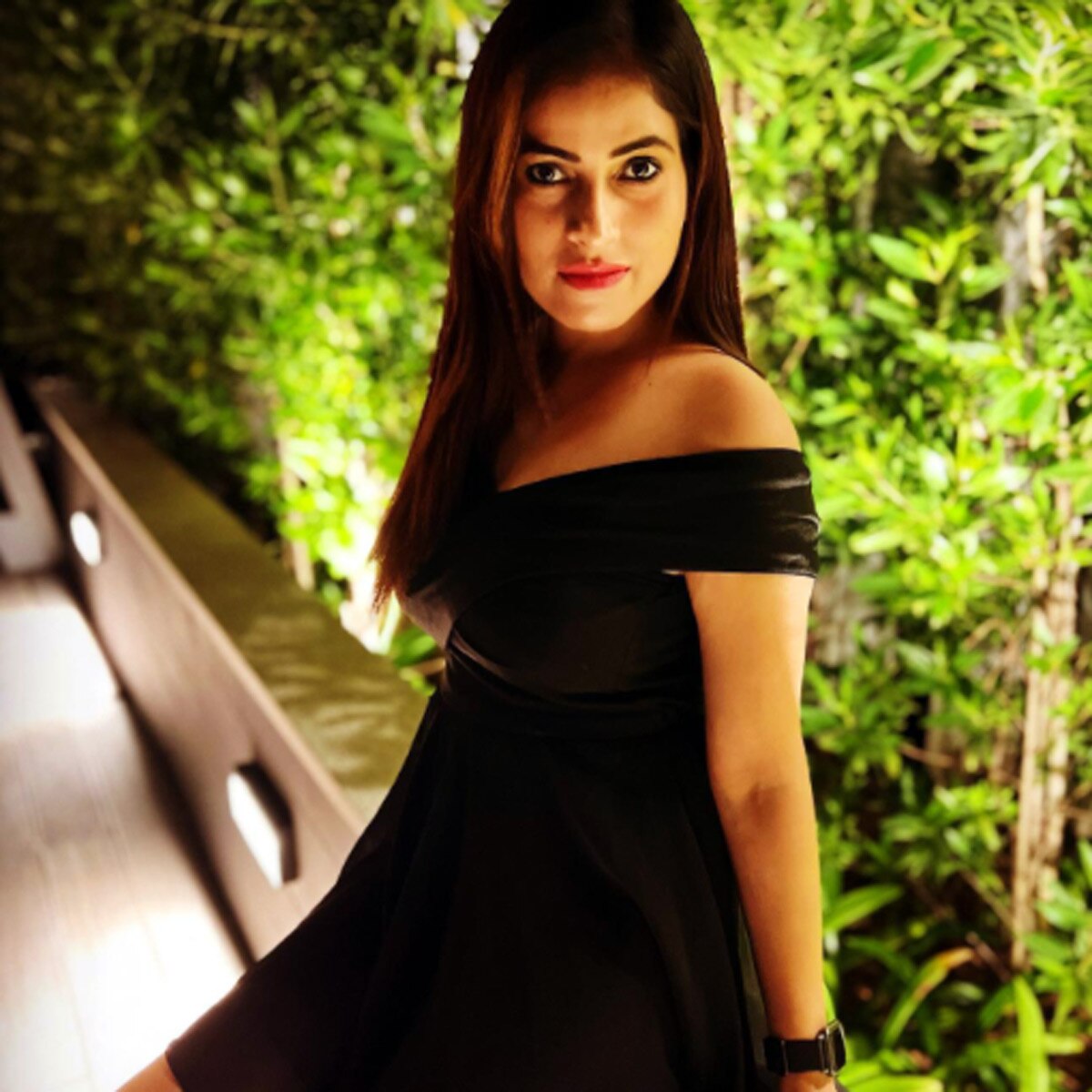 आयुषी तिवारी