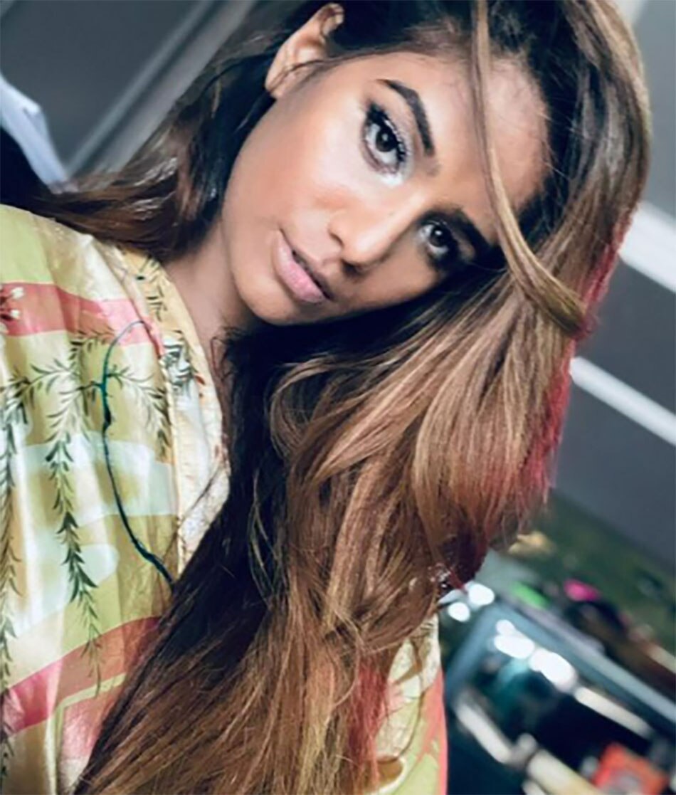  पूनम पांडे