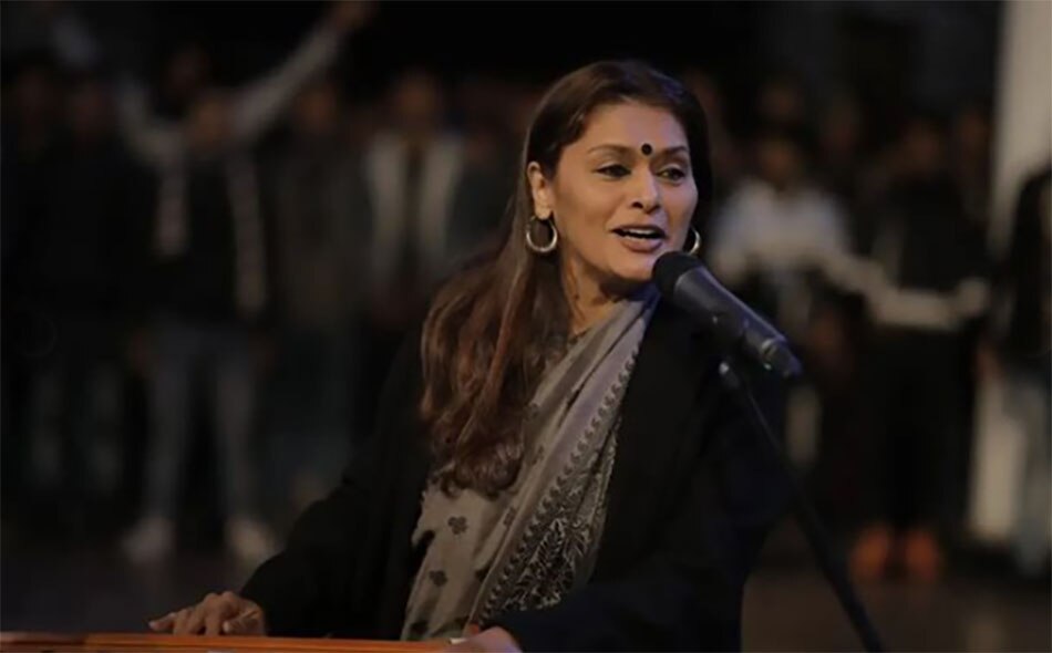  अनुपम खेर