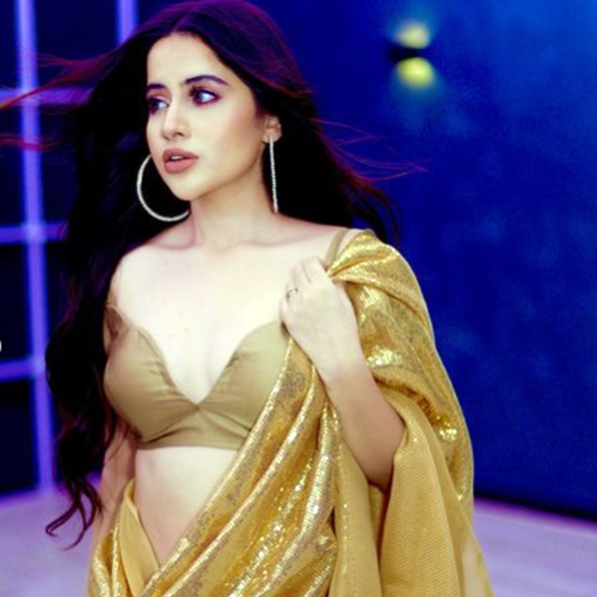  उर्फी जावेद