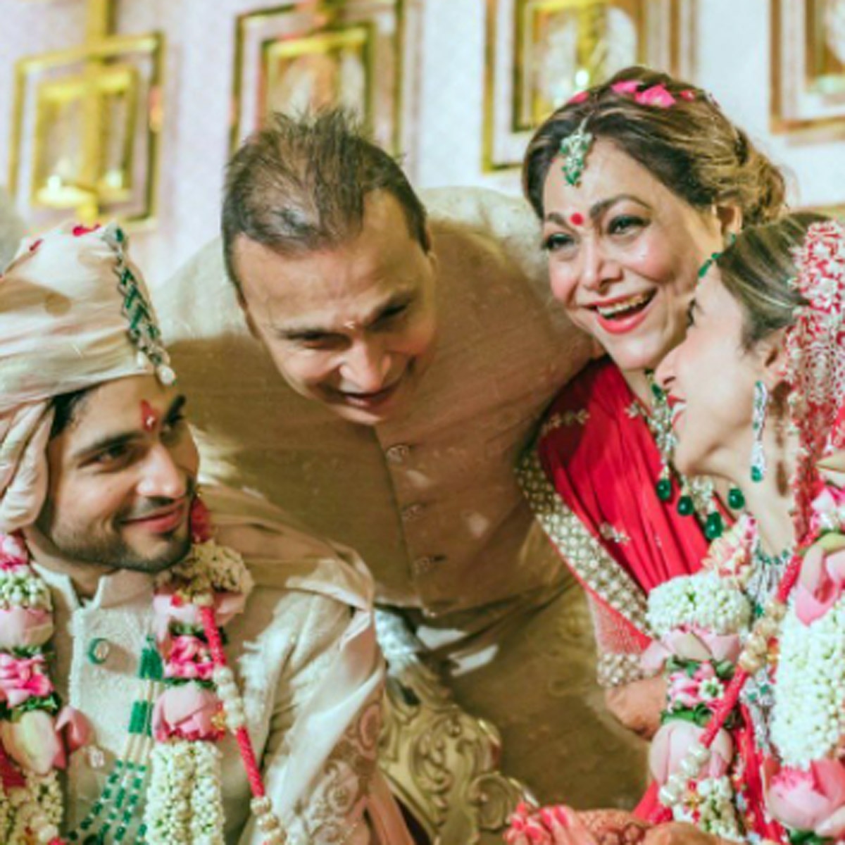 टीना अंबानी के बेटे की शादी