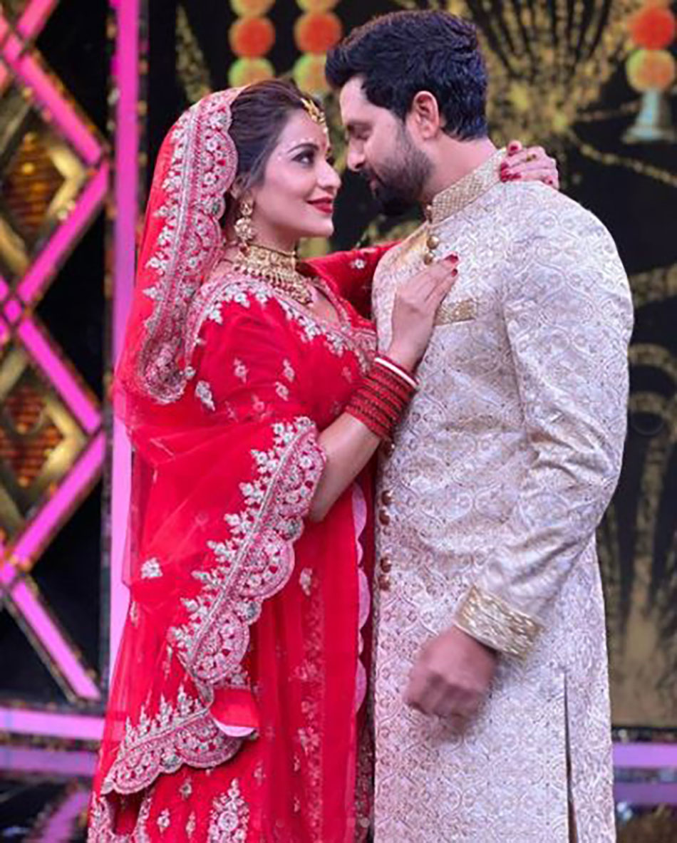 मोनालिसा और उनके पति