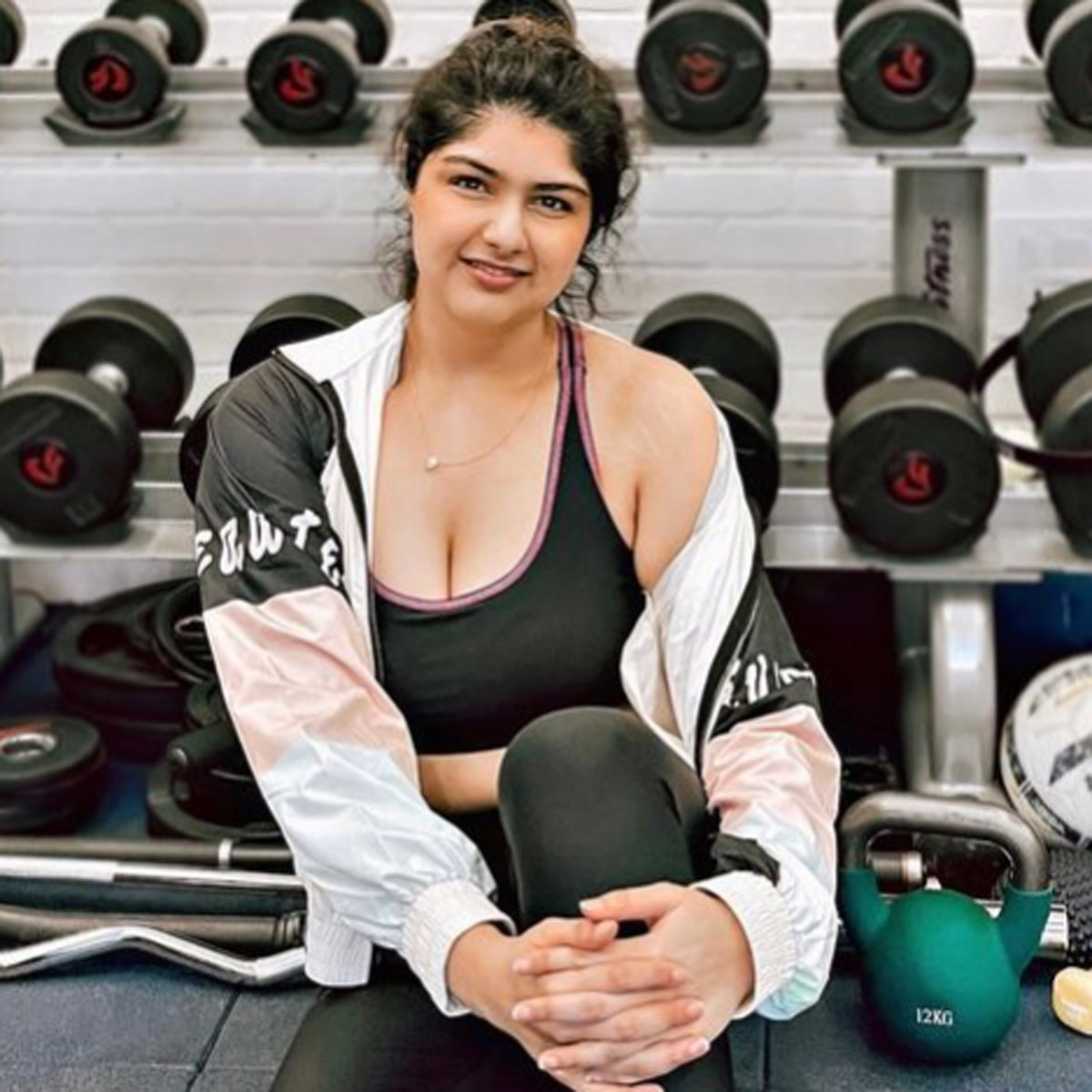 अंशुला कपूर