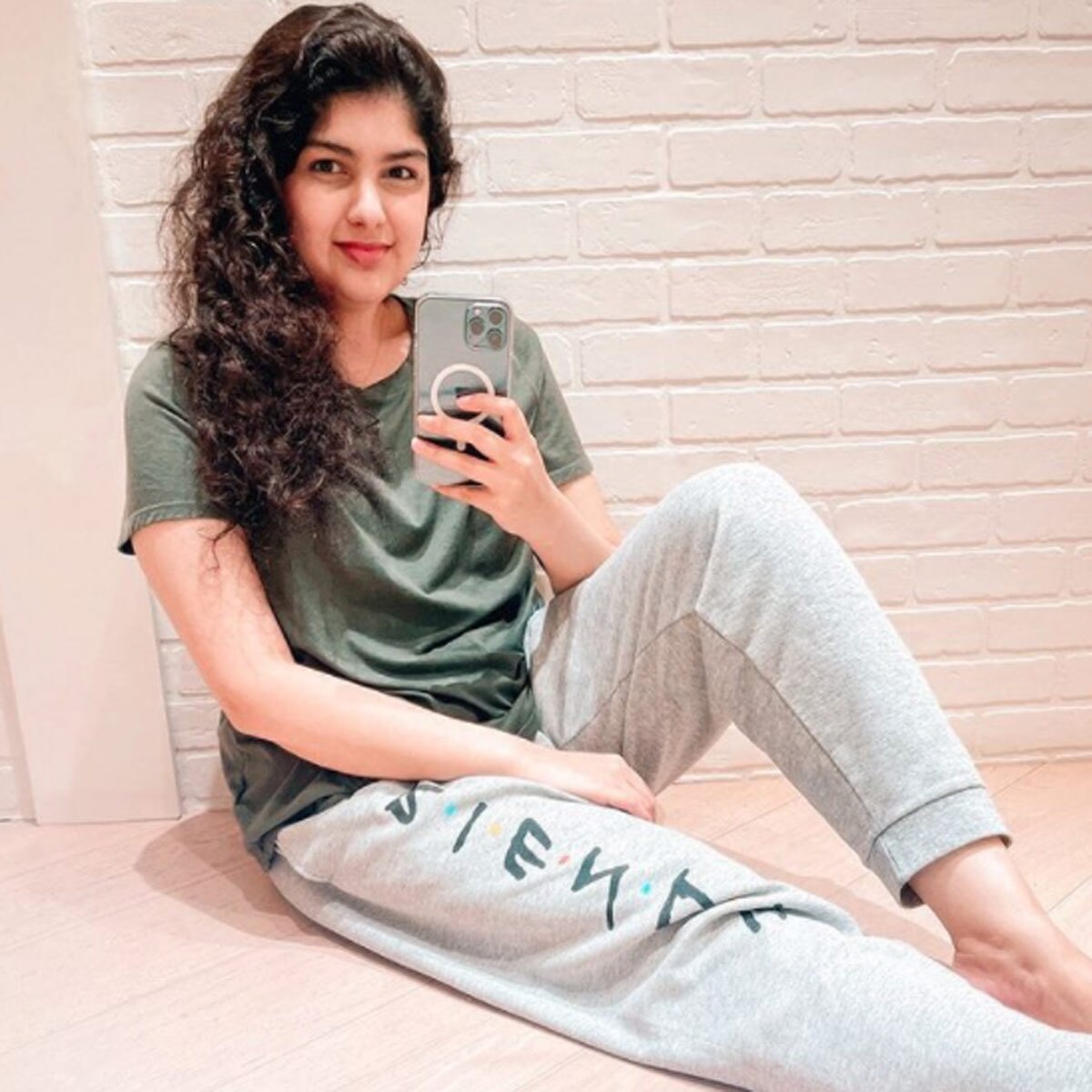 अंशुला कपूर