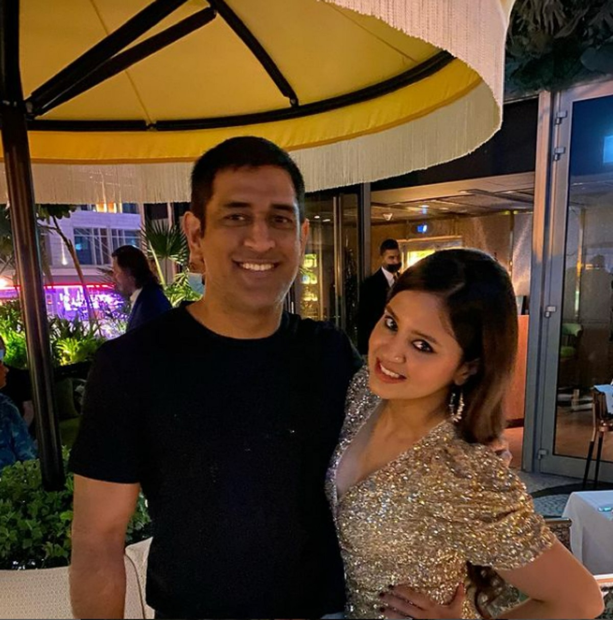 Mahi and Sakshi