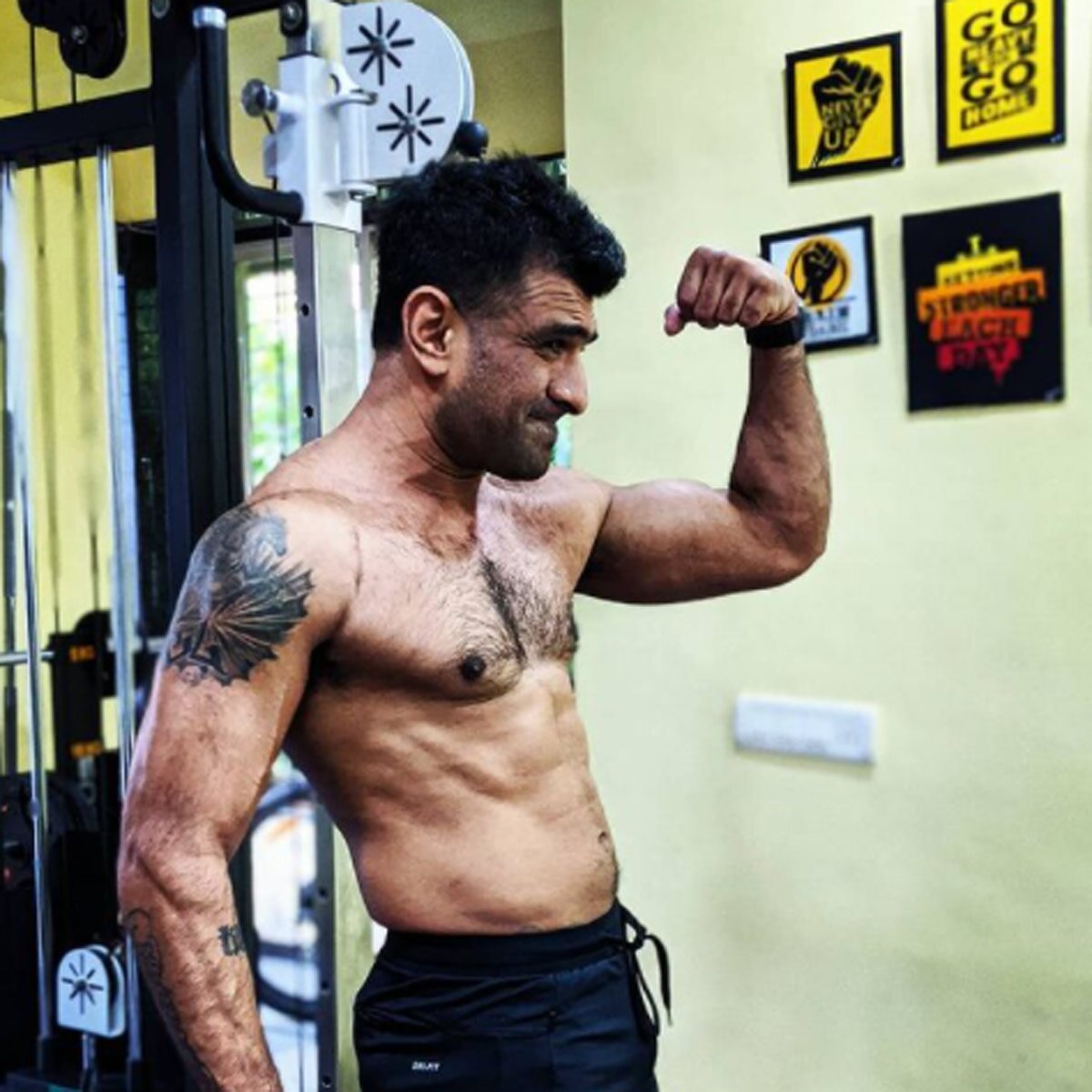 एजाज खान