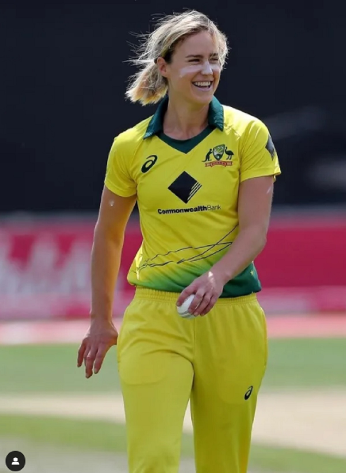 Ellyse Perry pictures 