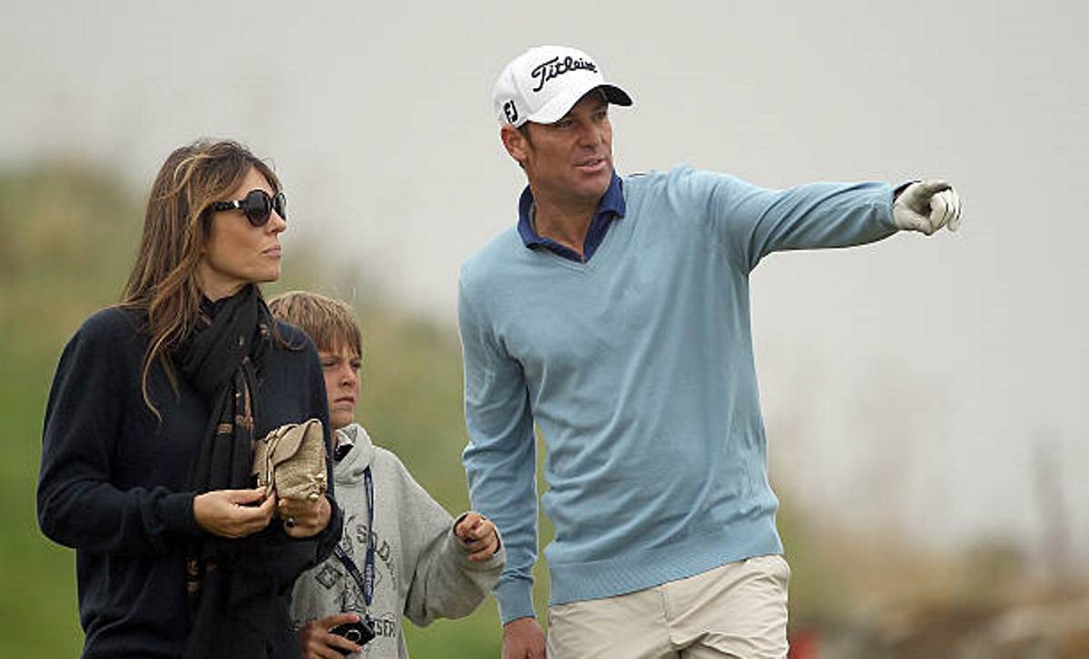 Shane Warne and Elizabeth Hurley