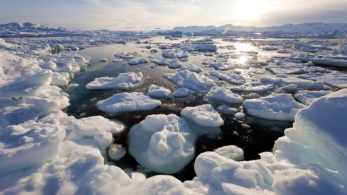Greenland Hiawatha crater