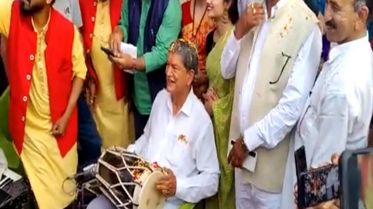 Harish Rawat Holi Celebration 2022