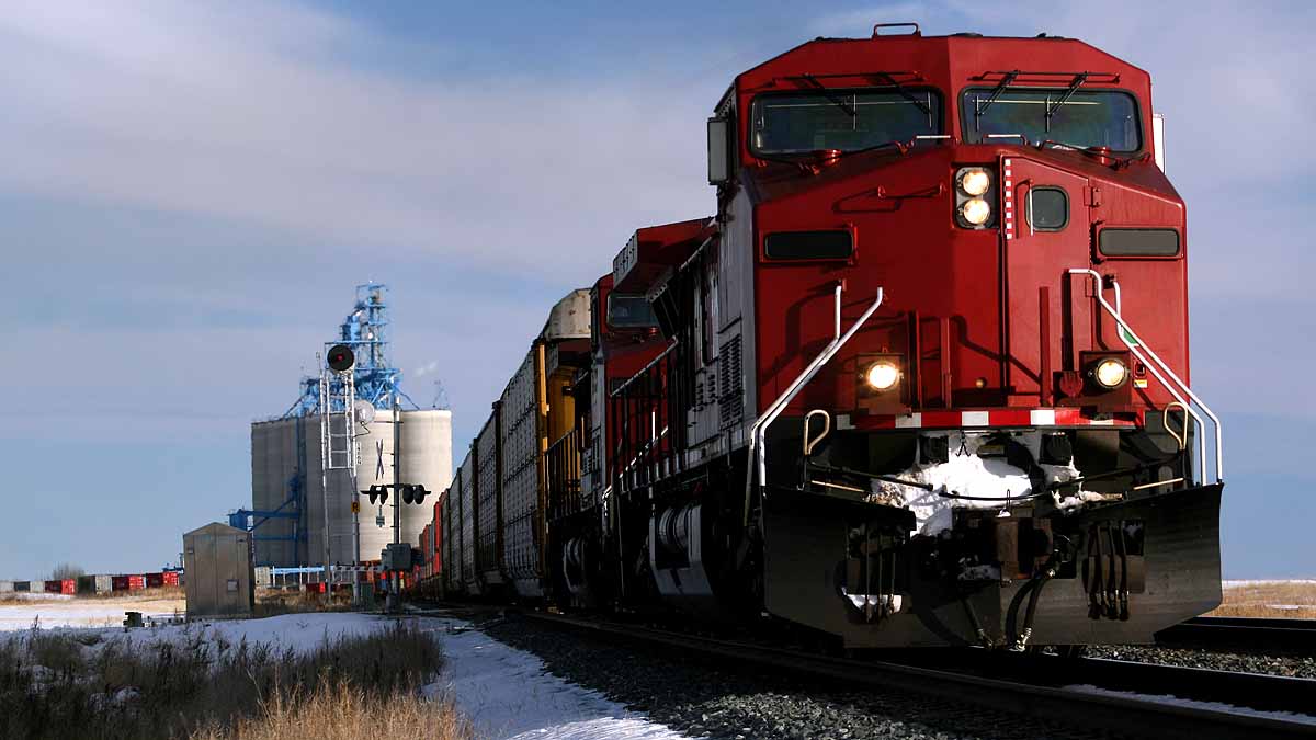 worlds first infinity train