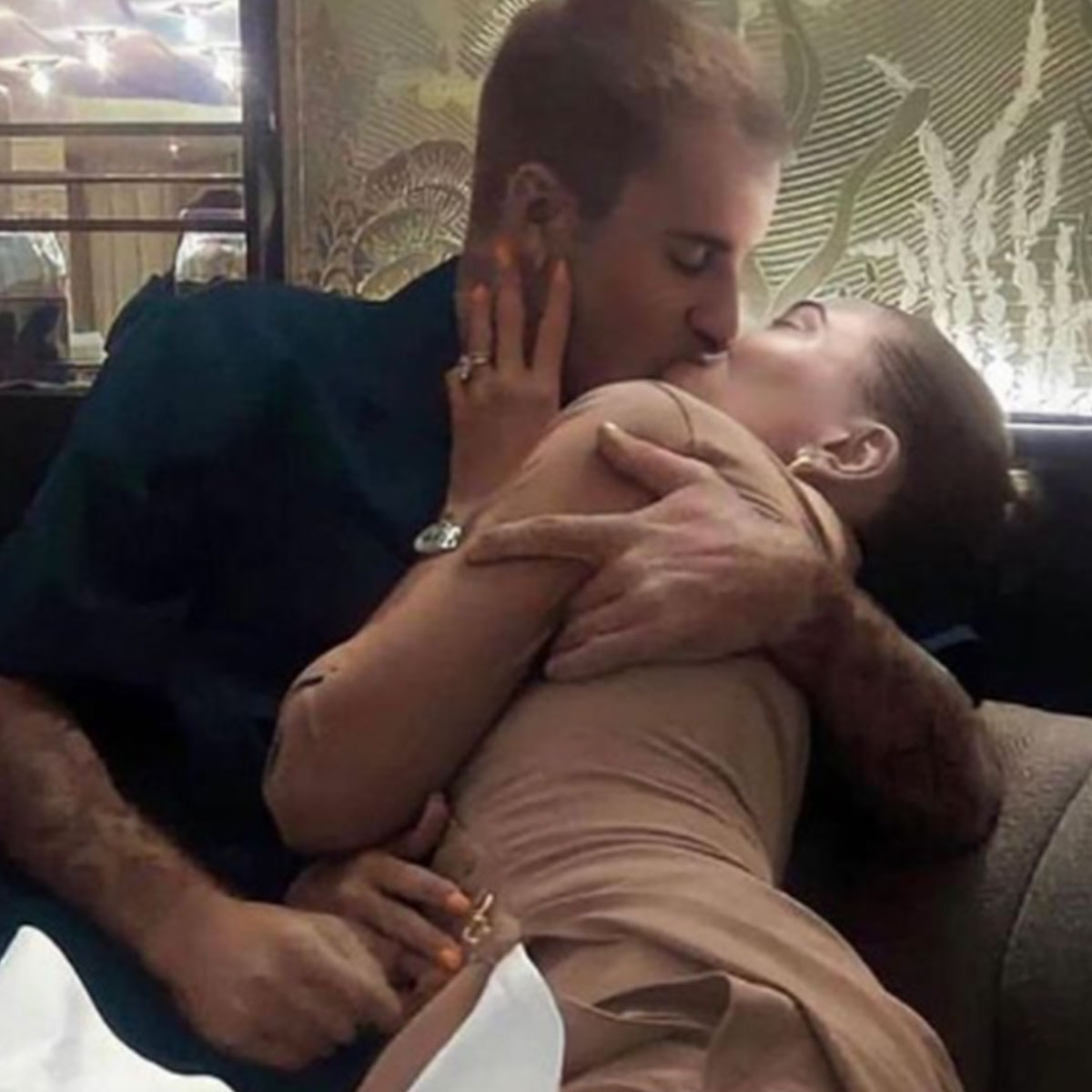 जस्टिन बीबर-हेली बीबर