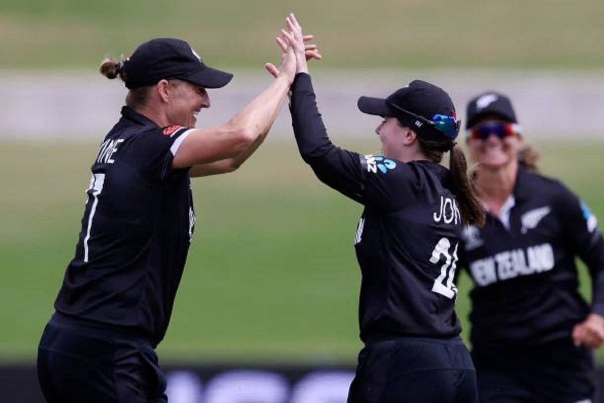 NZ Celebrating Kycia Knight wicket (Getty)