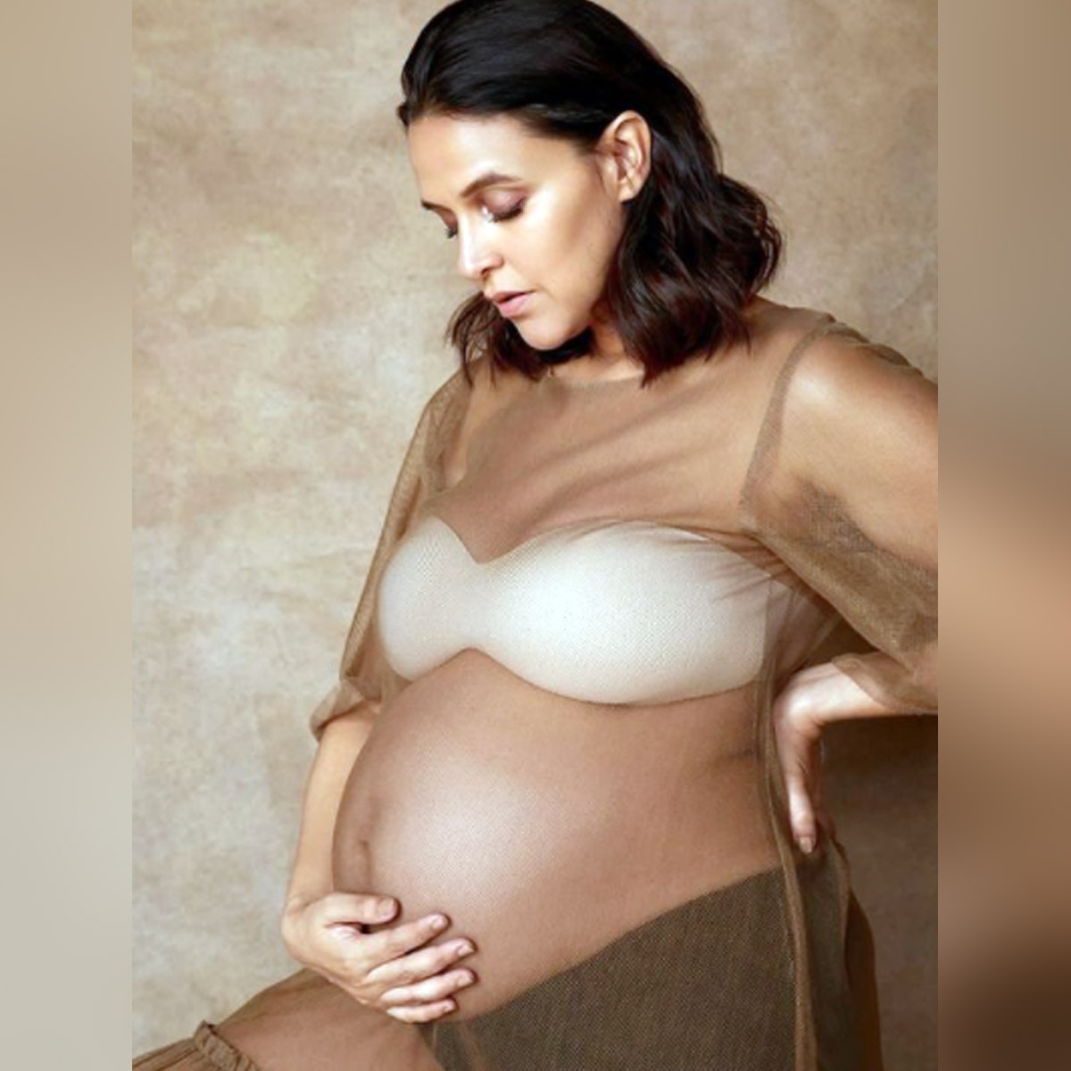 नेही धूपिया