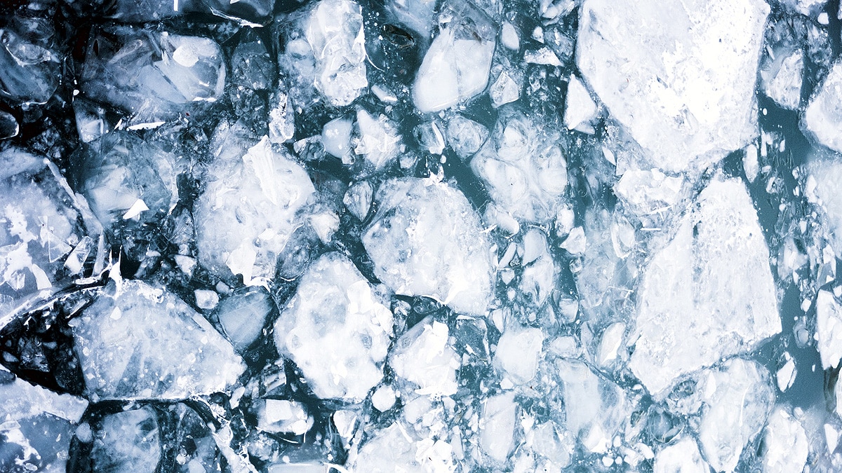 Dangerous Heatwave at Poles