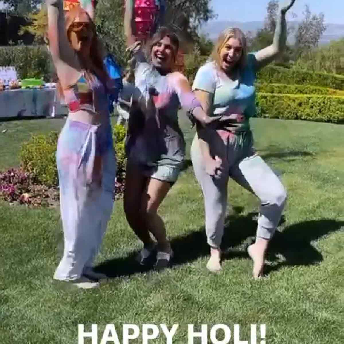 प्रियंका चोपड़ा 