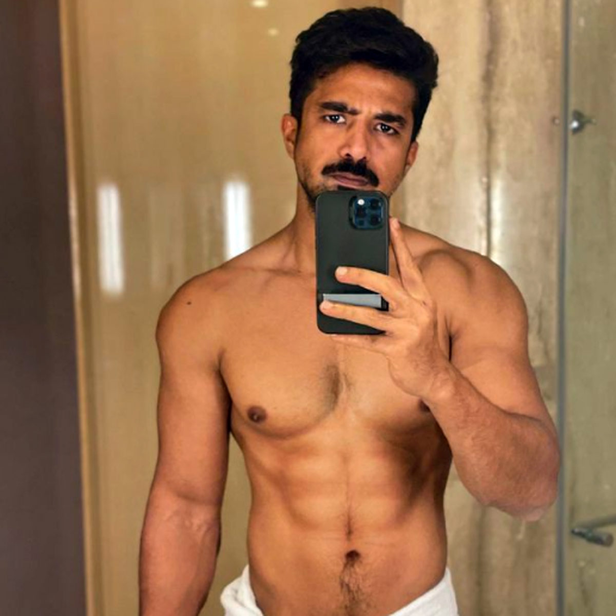 साकिब सलीम