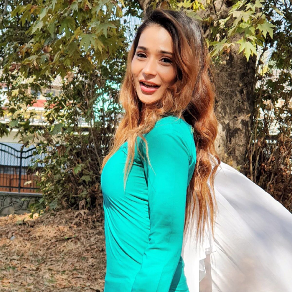 सारा खान