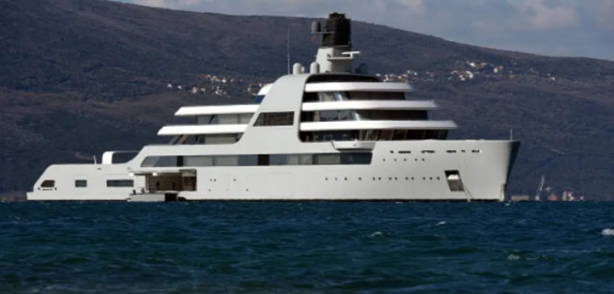 superyacht
