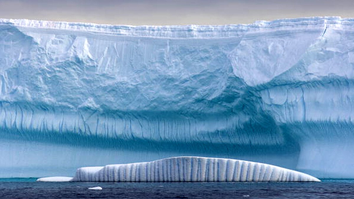 Solid aerosols in arctic atmosphere 