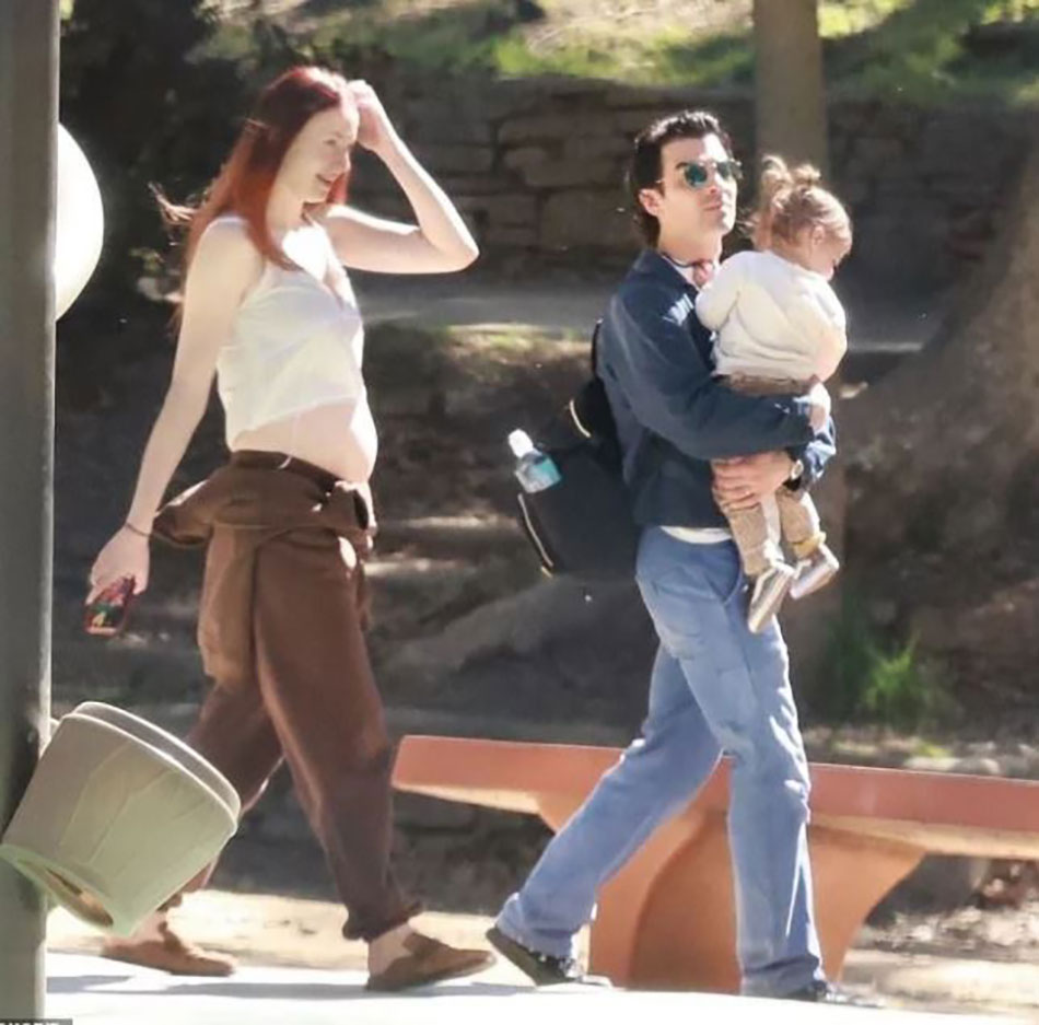 सोफी टर्नर-जो जोनस 