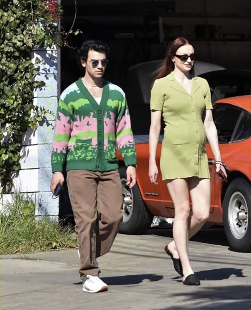 सोफी टर्नर-जो जोनस 