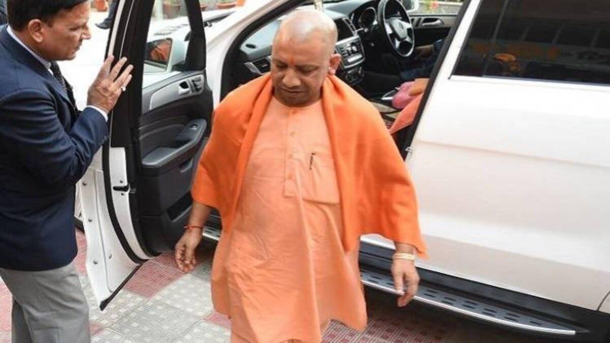 किस कार से चलते हैं CM योगी