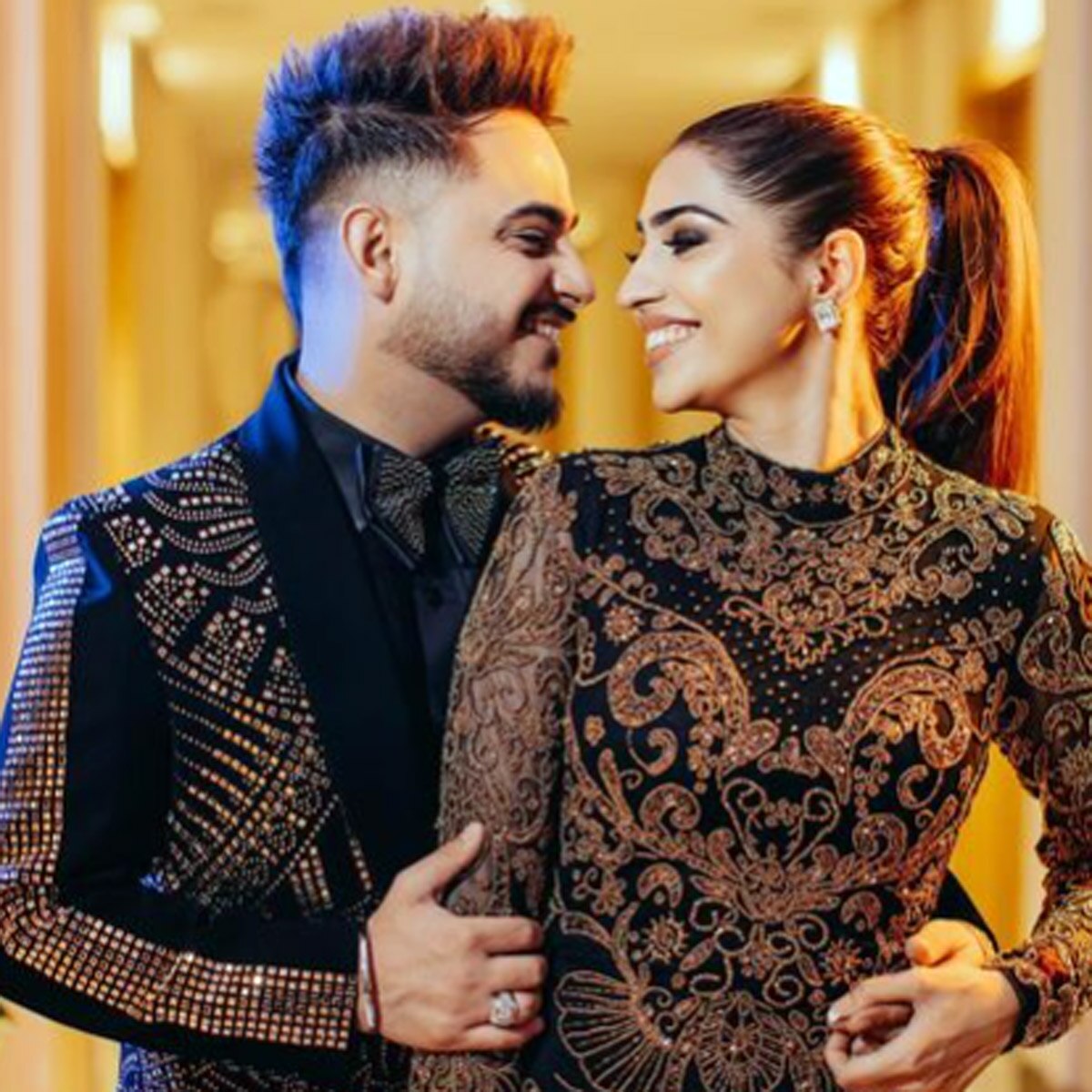 मिलिंद गाबा, प्रिया बेनीवाल