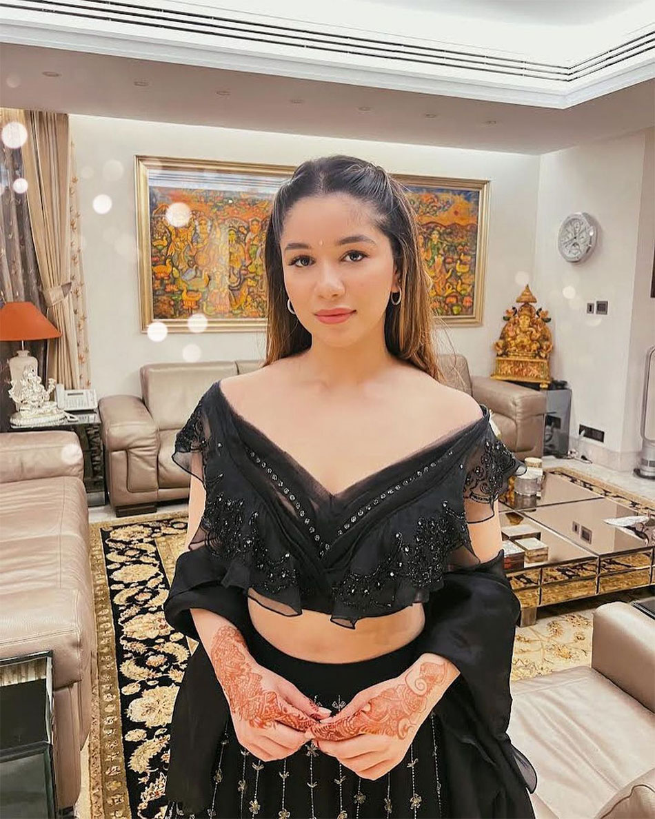 सारा तेंदुलकर