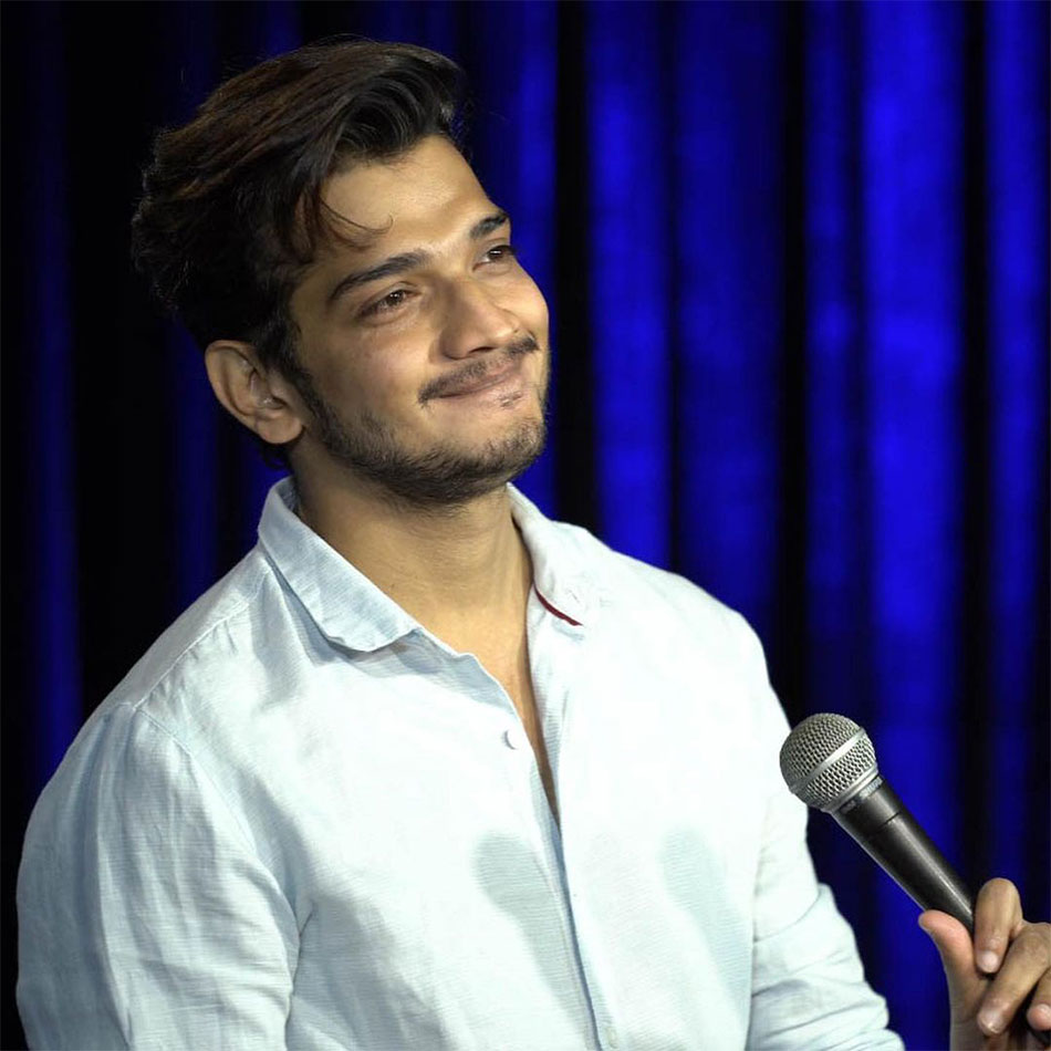  मुनव्वर फारूकी