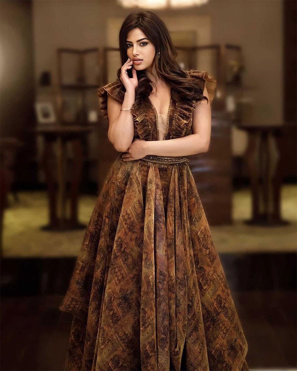 हरनाज संधू