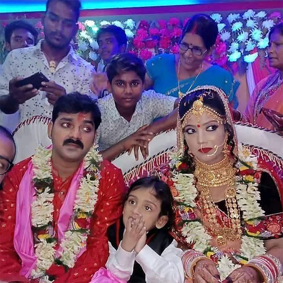 पवन सिंह, ज्योति सिंह