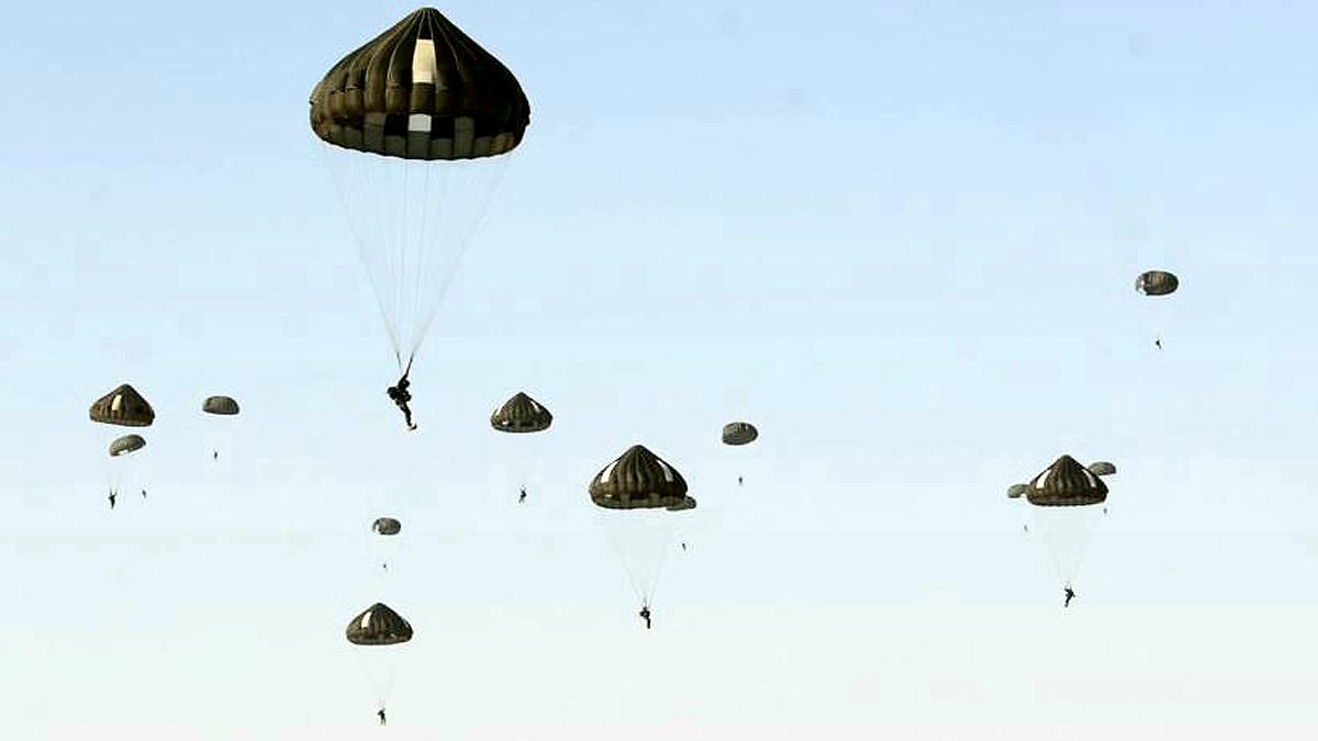 Indian Army conducted airborne Exercise at Pokaran