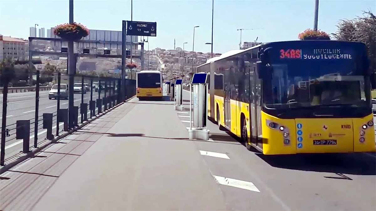 Turning traffic into clean energy